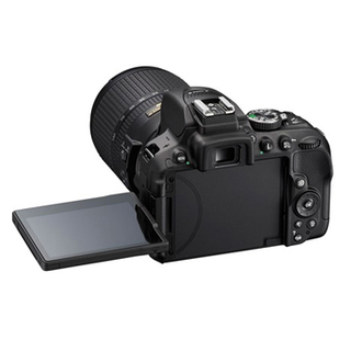 D5300 hus + AF-S DX 16-85/3,5-5,6 G ED VR (begagnad)