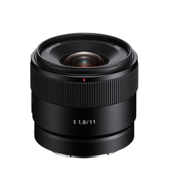 E 11mm f/1,8 (APS-C)