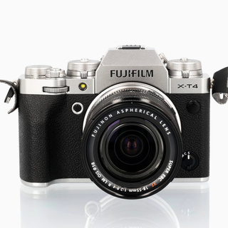 X-T4 kamerahus, silver + XF 18-55/2,8-4 R LM OIS (begagnad)